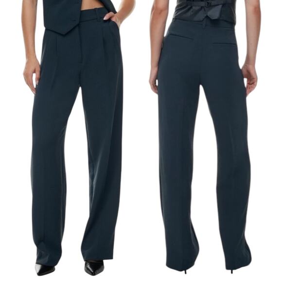 Aritzia Pants - NWT Aritizia The Effortless Pant in Dark Navy